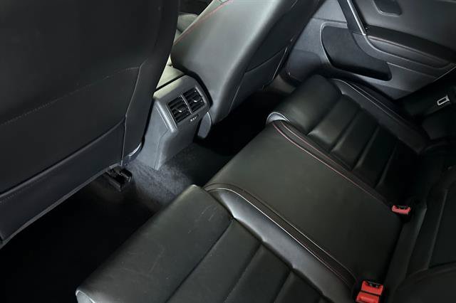 Used 2021 Volkswagen GTI SE FWD image 12