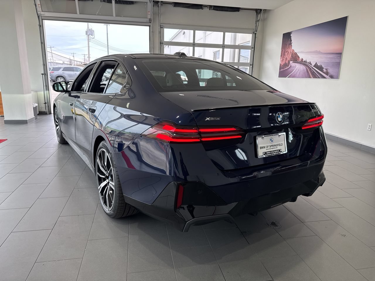 New 2026 BMW 550e xDrive AWD/4WD image 6