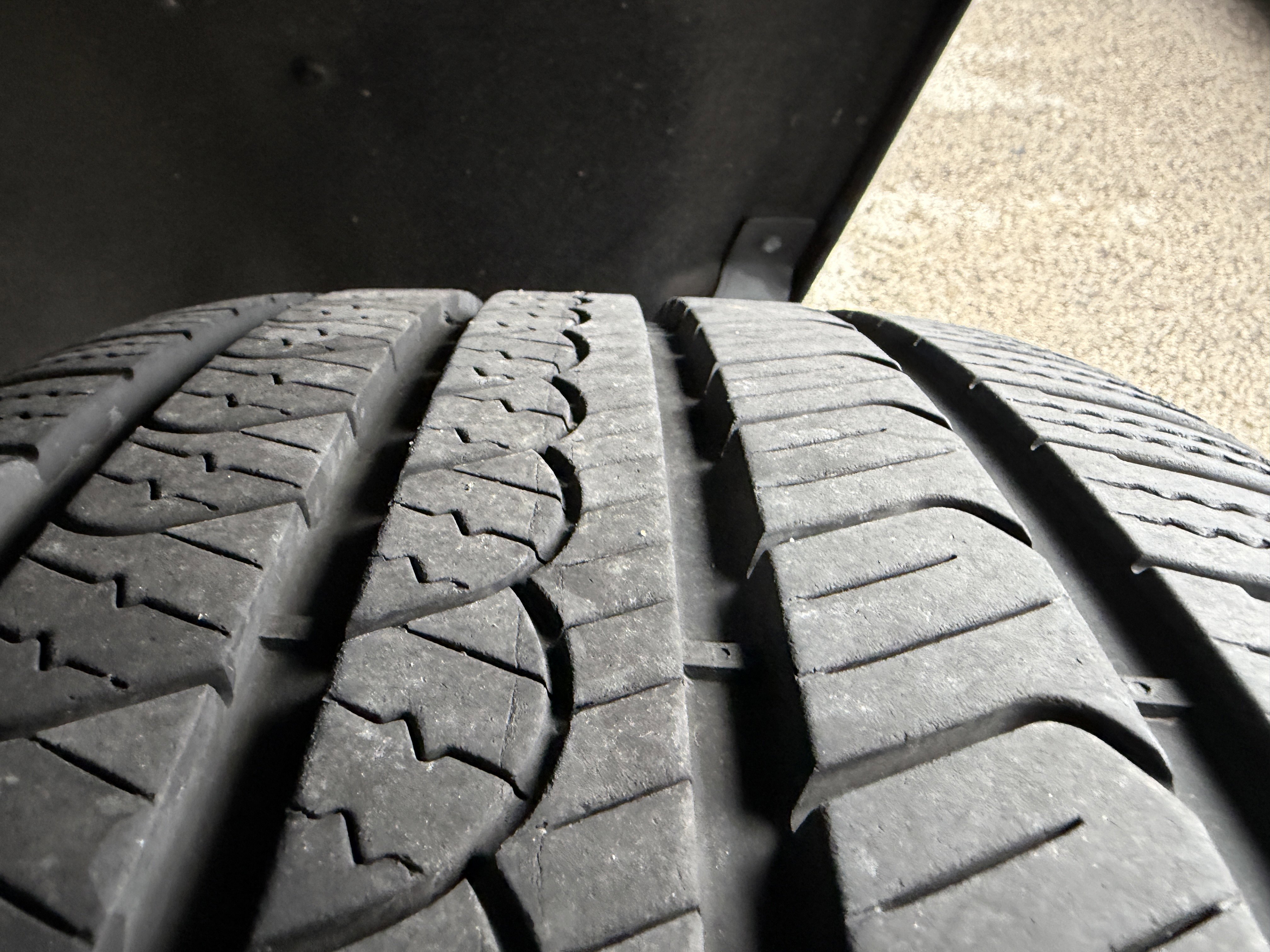 Used 2018 Chevrolet Tahoe Premier w/ RST Edition image 15