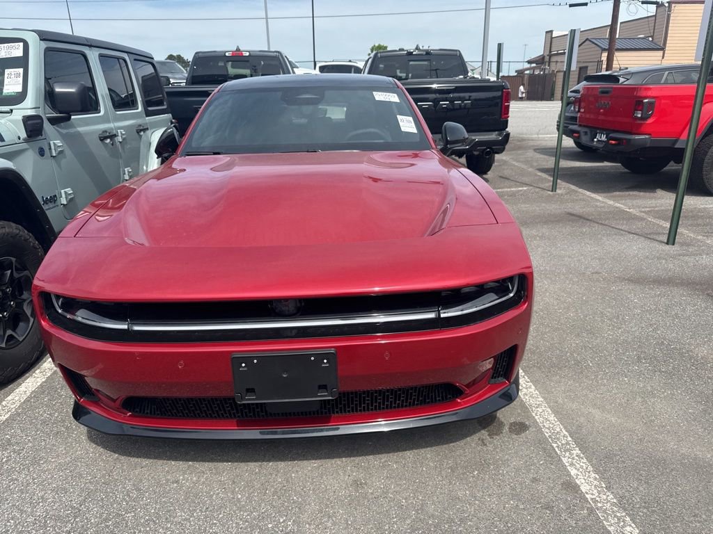 Used 2024 Dodge Charger R/T w/ Plus Group image 2