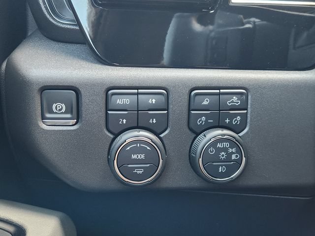 Used 2025 Chevrolet Silverado 1500 ZR2 w/ Dark Appearance Package AWD/4WD image 24