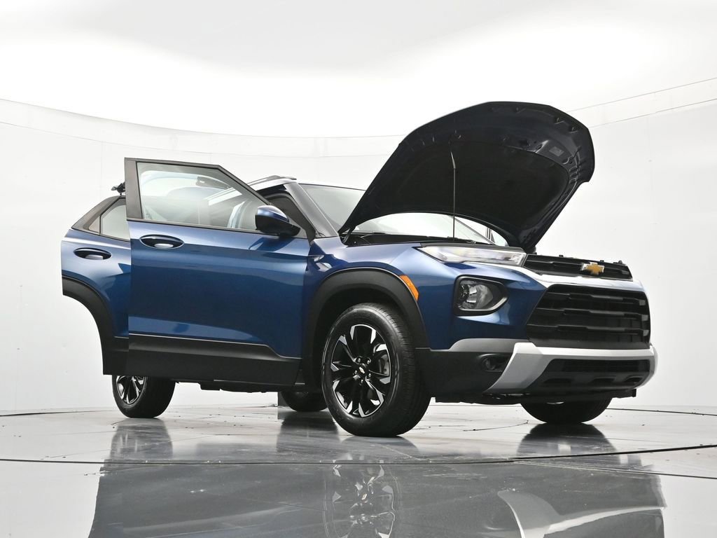 Used 2021 Chevrolet TrailBlazer LT w/ Convenience Package FWD image 48