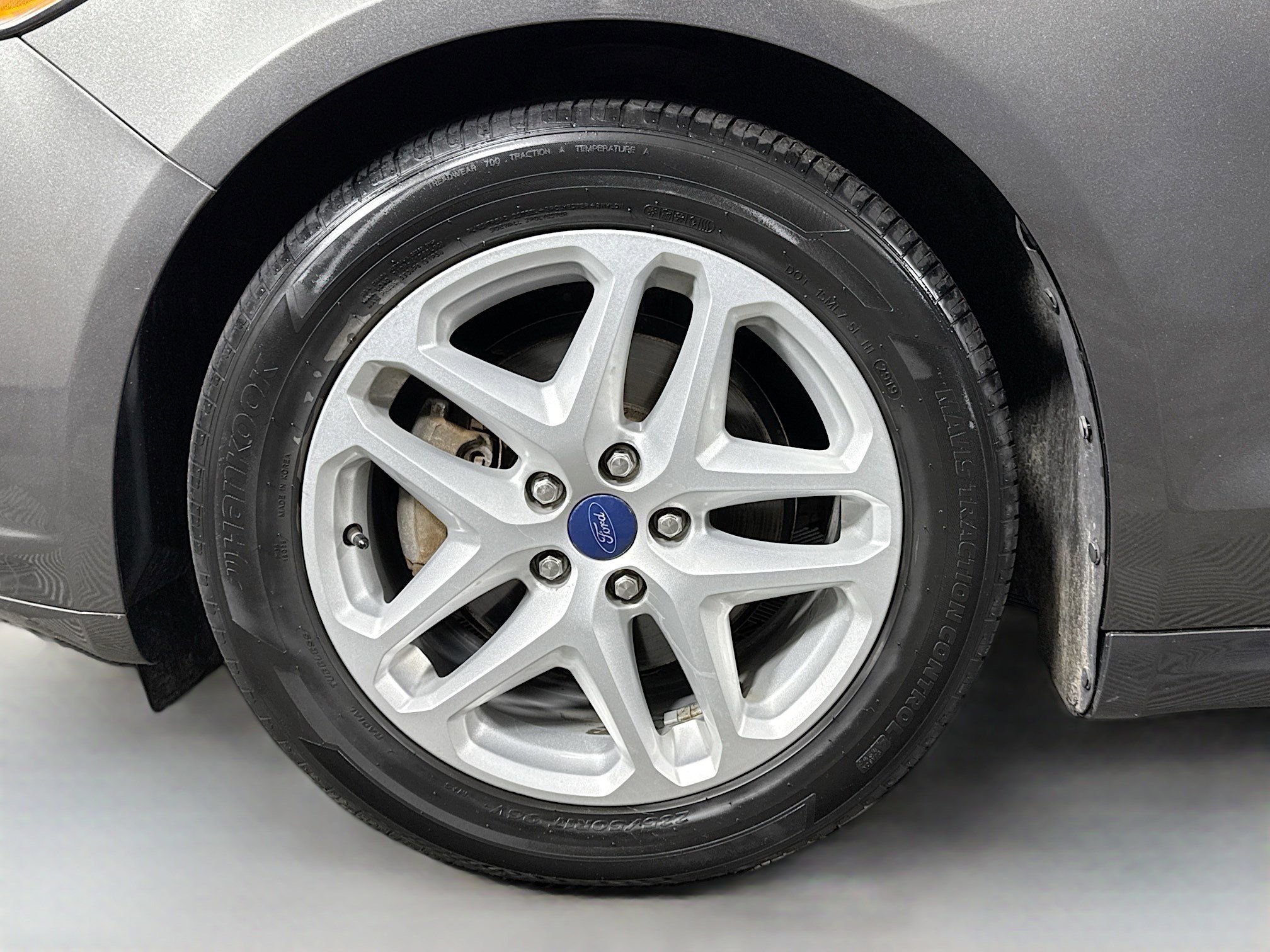 Used 2016 Ford Fusion SE image 37