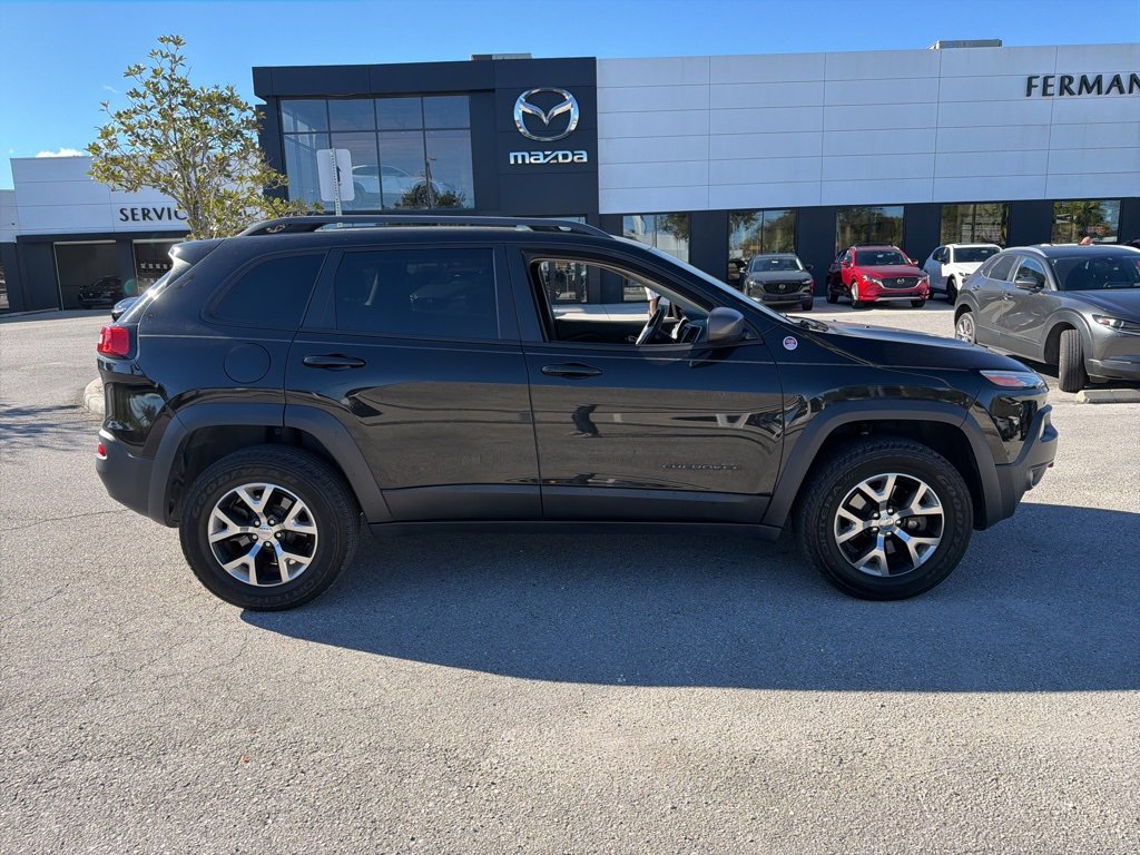 Used 2015 Jeep Cherokee Trailhawk w/ Comfort/Convenience Group image 7
