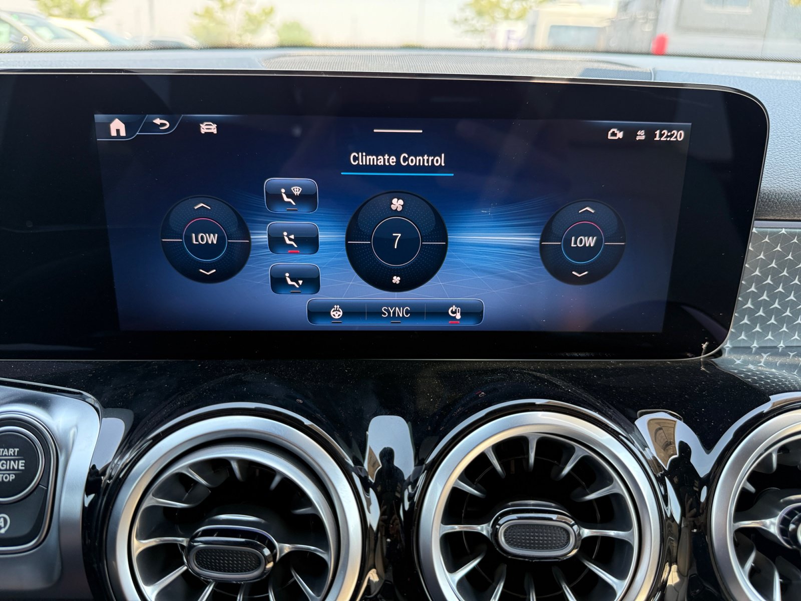 New 2026 Mercedes-Benz GLB 250 4MATIC image 12