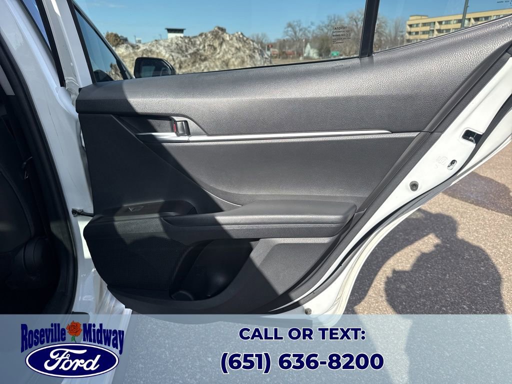 Used 2022 Toyota Camry SE w/ Convenience Package image 34