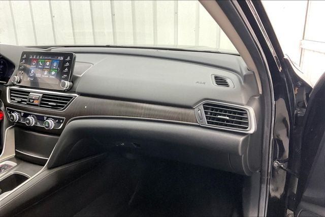 Used 2019 Honda Accord Touring image 18
