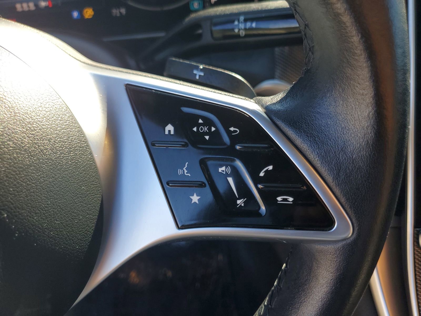 Used 2024 Mercedes-Benz GLC 300 image 25