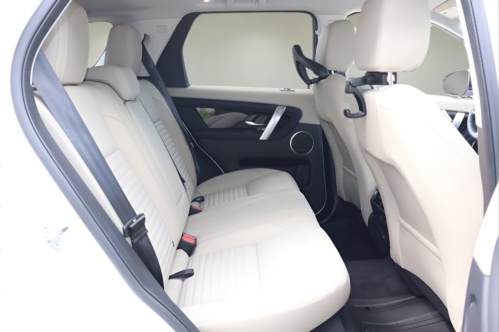 New 2025 Land Rover Discovery Sport S AWD/4WD image 13