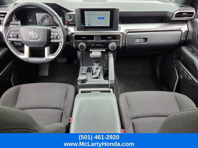 Used 2025 Toyota 4Runner SR5 AWD/4WD image 14