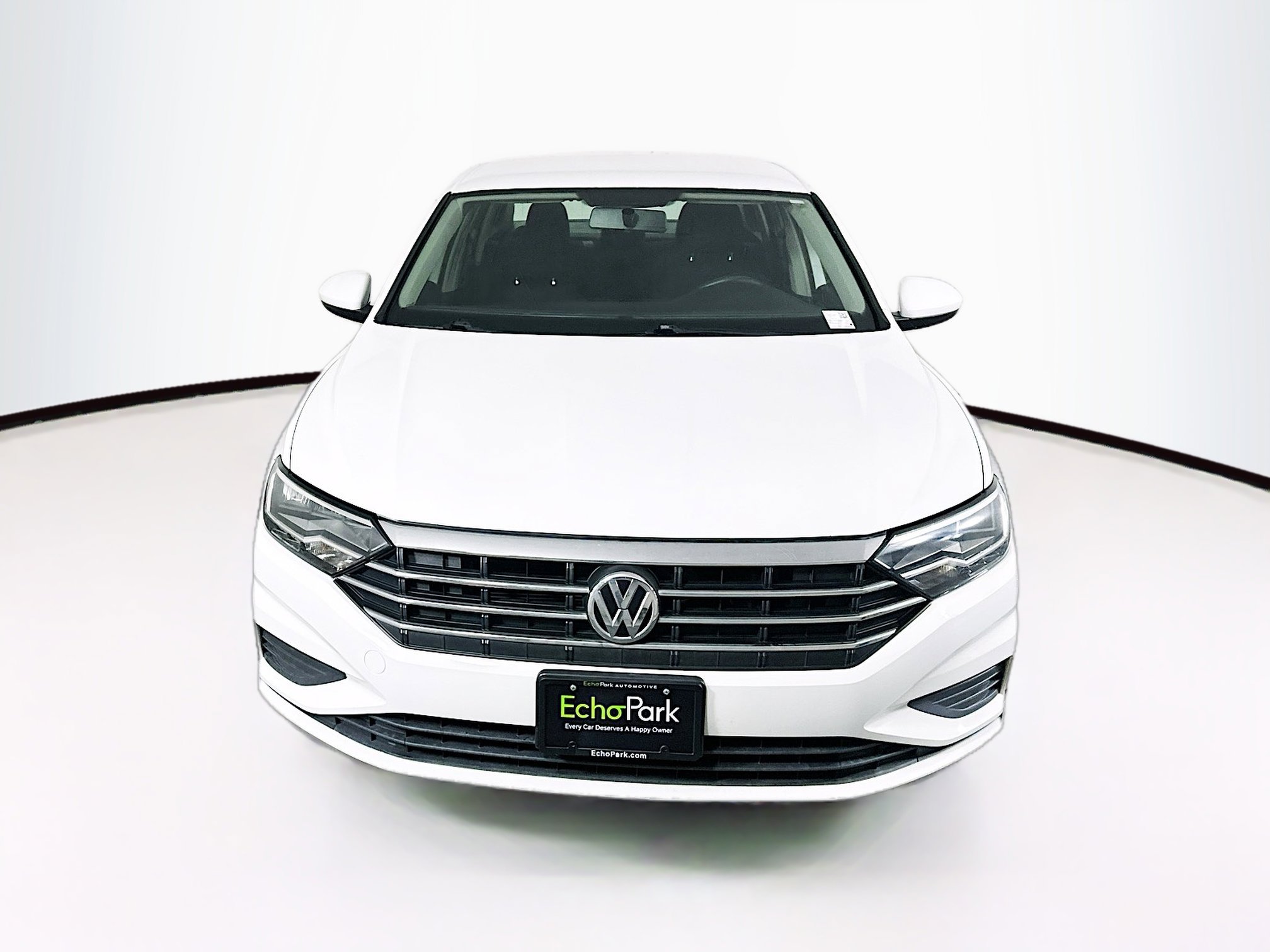Used 2019 Volkswagen Jetta S image 2