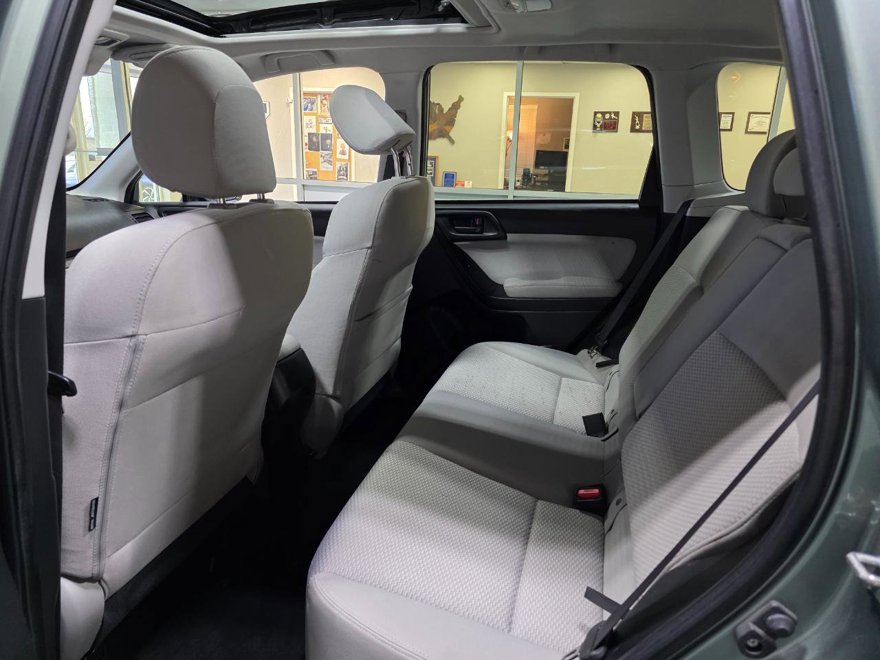 Used 2015 Subaru Forester 2.5i Premium image 19