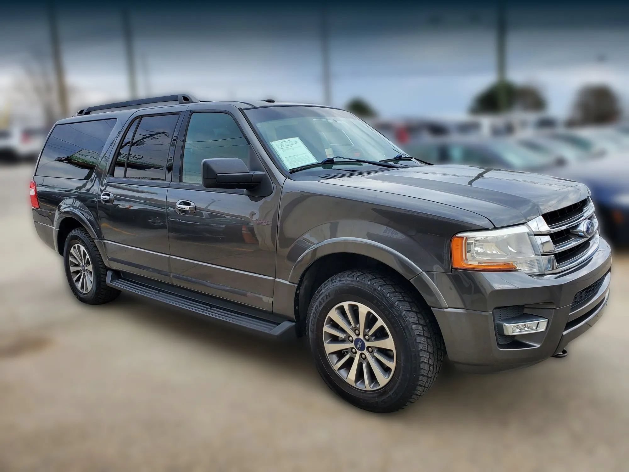 Used 2017 Ford Expedition EL XLT AWD/4WD image 16