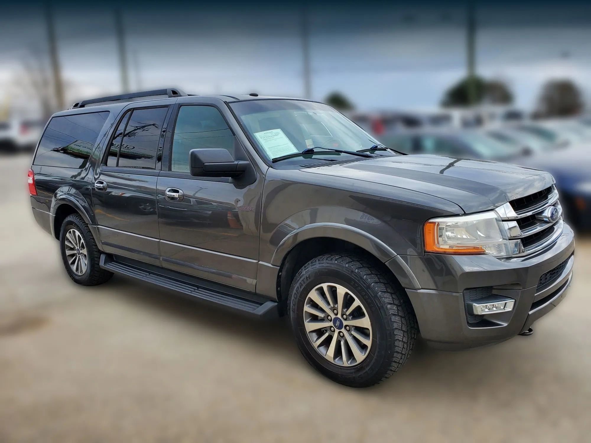 Used 2017 Ford Expedition EL XLT image 16
