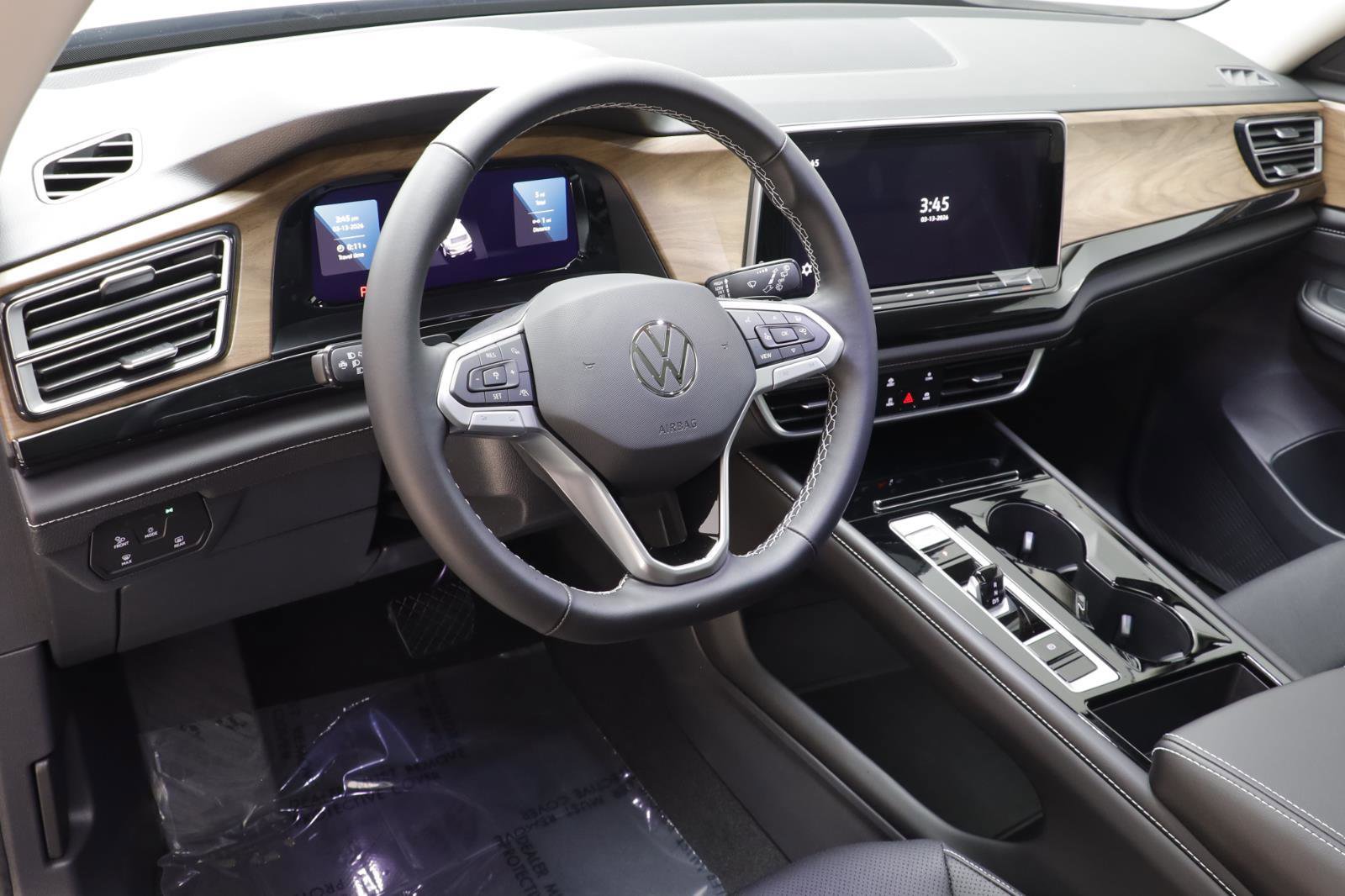 New 2026 Volkswagen Atlas SE image 7