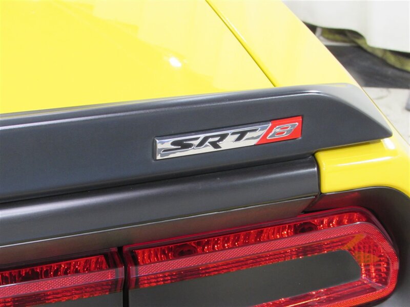 Used 2010 Dodge Challenger SRT8 w/ SRT Option Group II RWD image 26