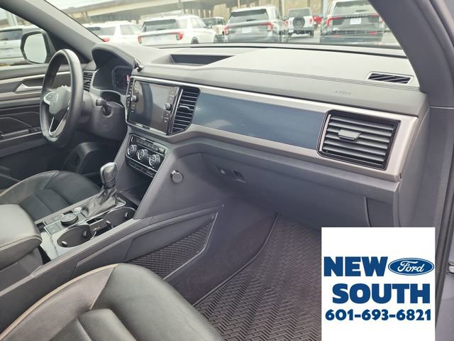 Used 2020 Volkswagen Atlas Cross Sport SEL Premium image 15