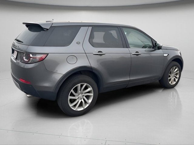 Used 2018 Land Rover Discovery Sport HSE image 3