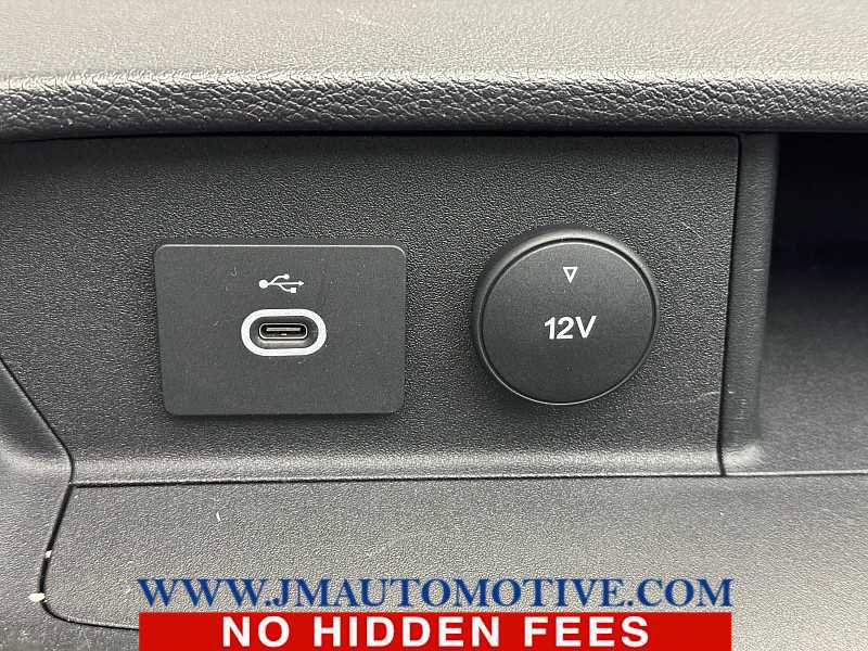 Used 2023 Ford Transit 350 XLT image 35