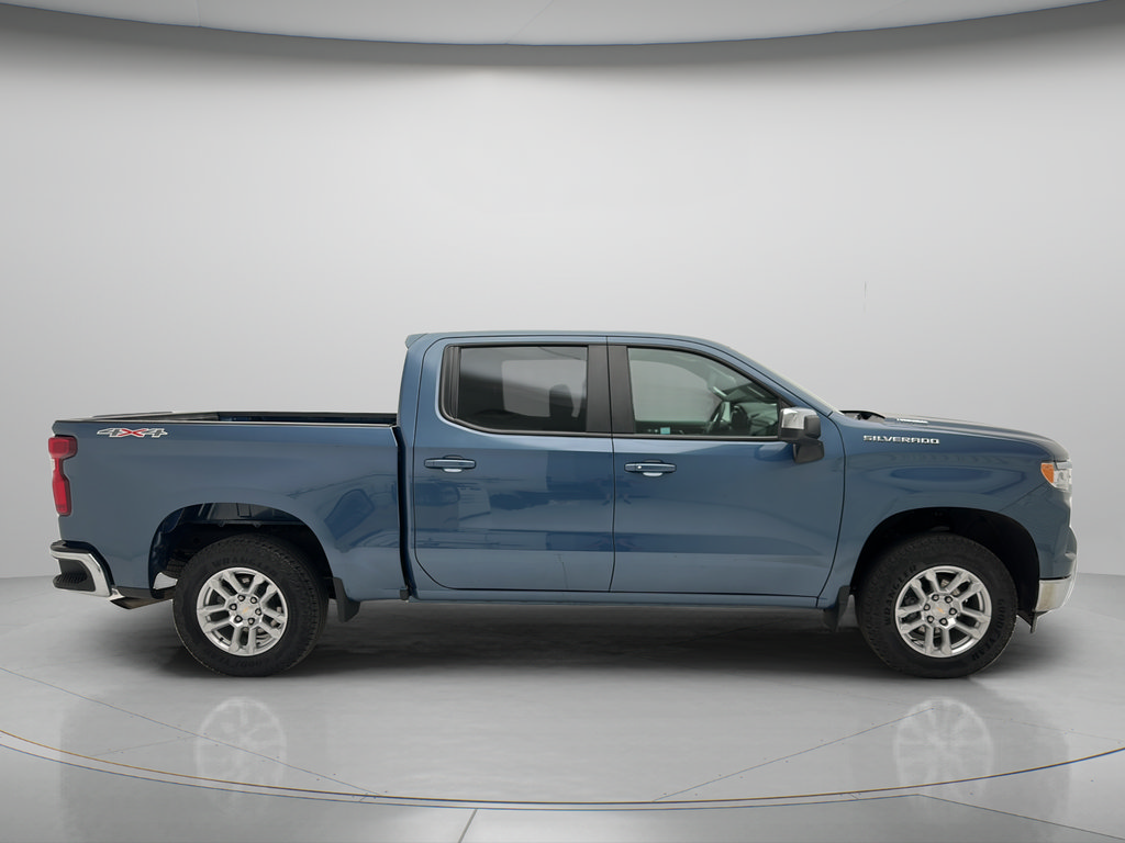 Used 2024 Chevrolet Silverado 1500 LT AWD/4WD image 4