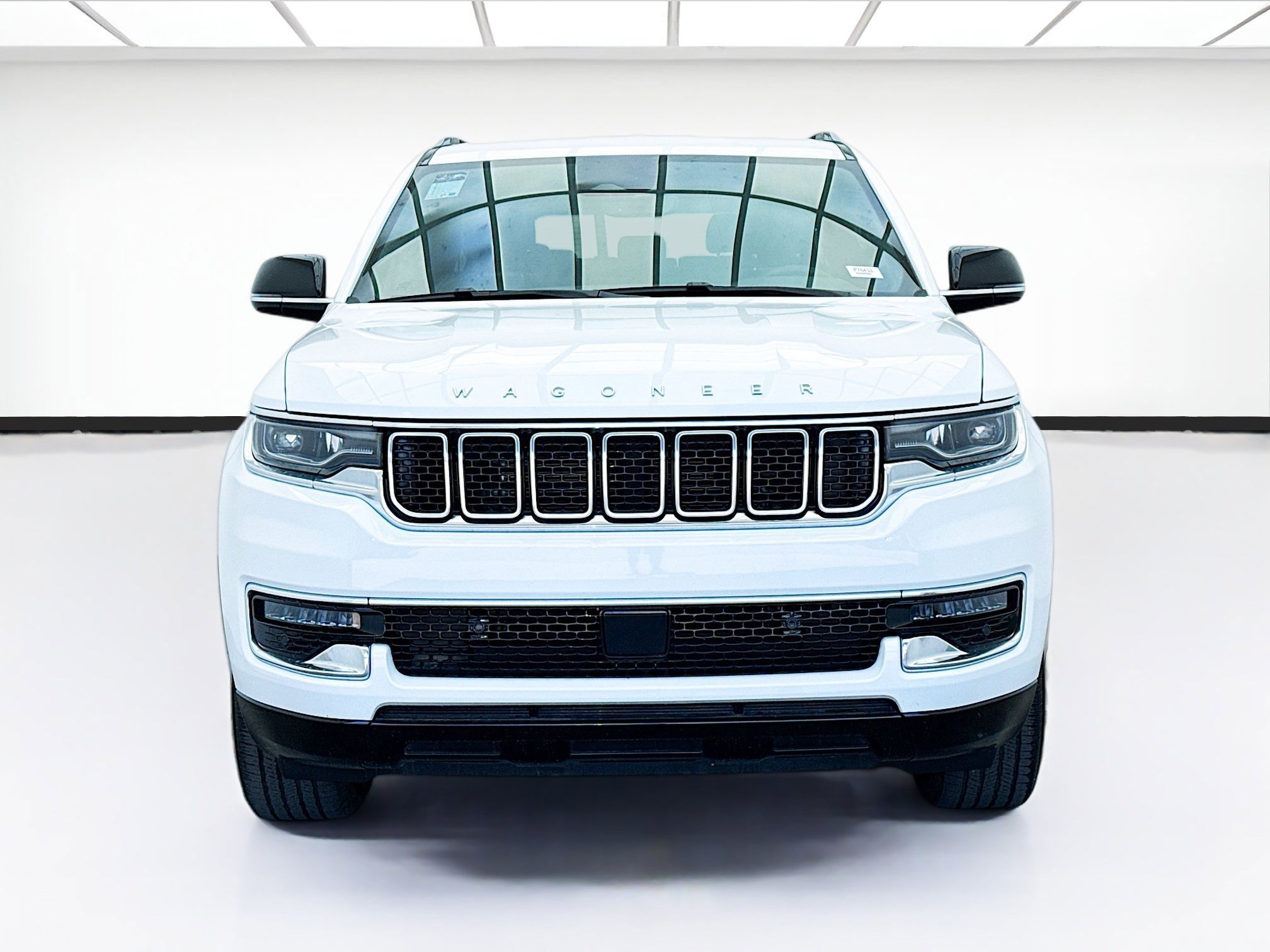 Used 2024 Jeep Wagoneer 2WD image 2