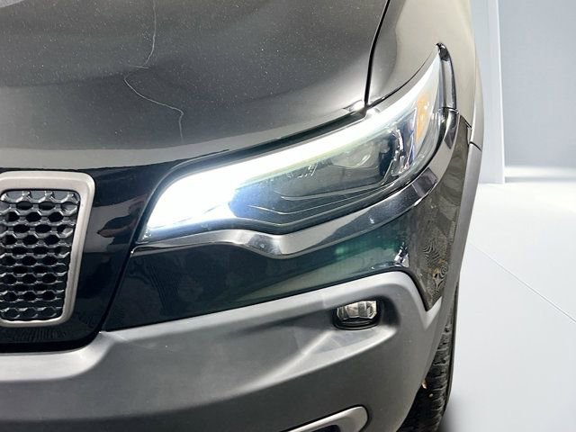 Used 2021 Jeep Cherokee Trailhawk image 8