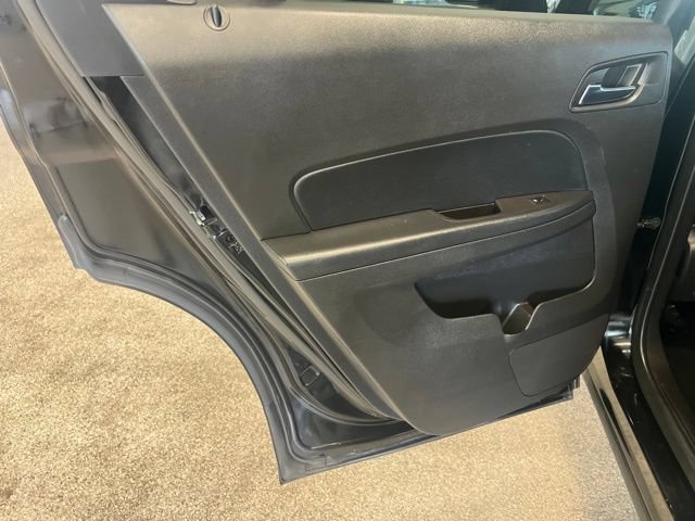 Used 2017 Chevrolet Equinox LT w/ Convenience Package AWD/4WD image 24