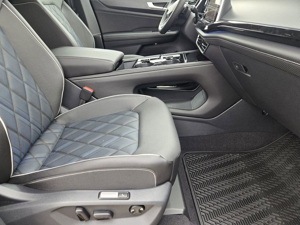 New 2026 Volkswagen Atlas Cross Sport SEL Premium R-Line image 11
