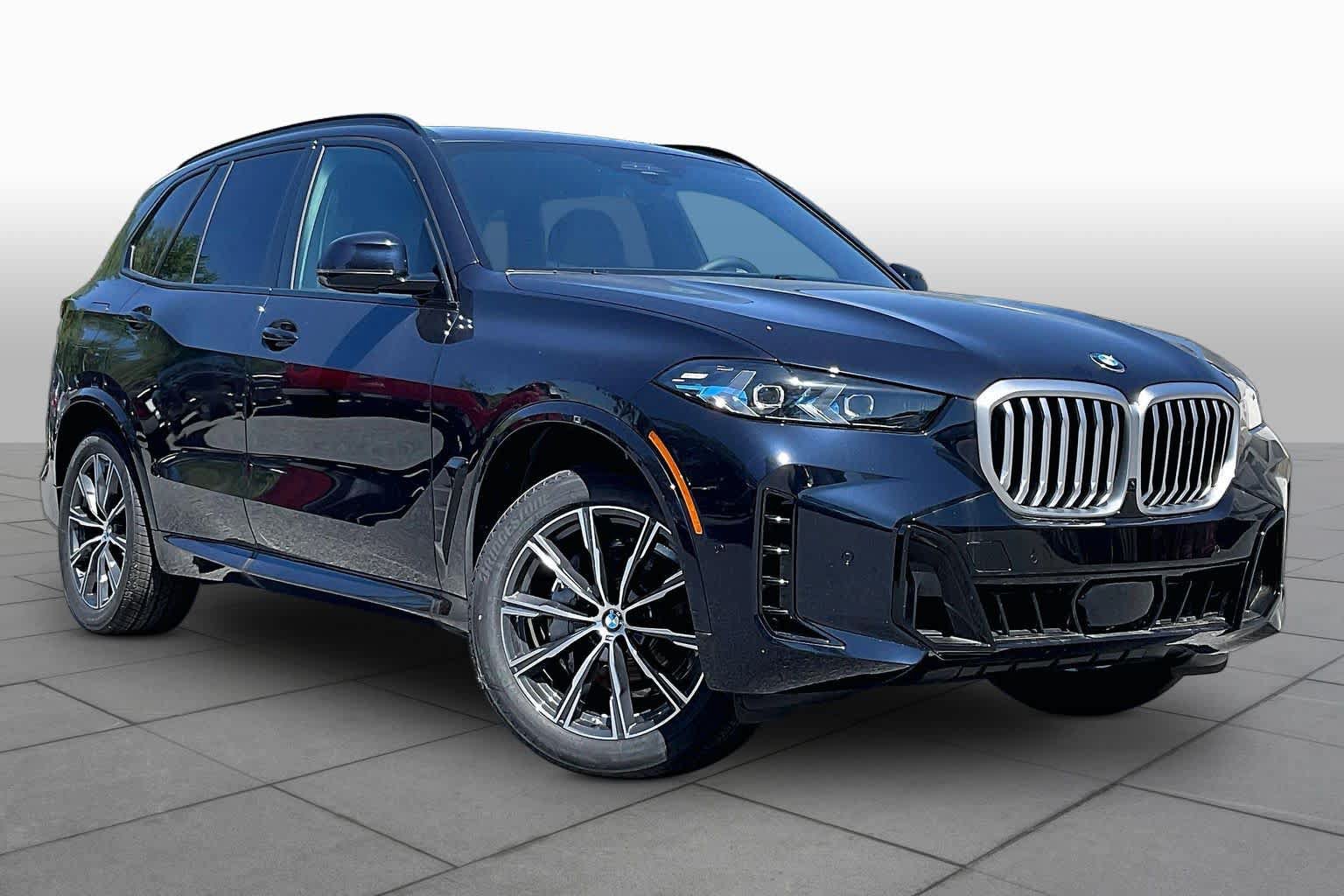 Used 2026 BMW X5 xDrive40i w/ M Sport Package AWD/4WD image 2