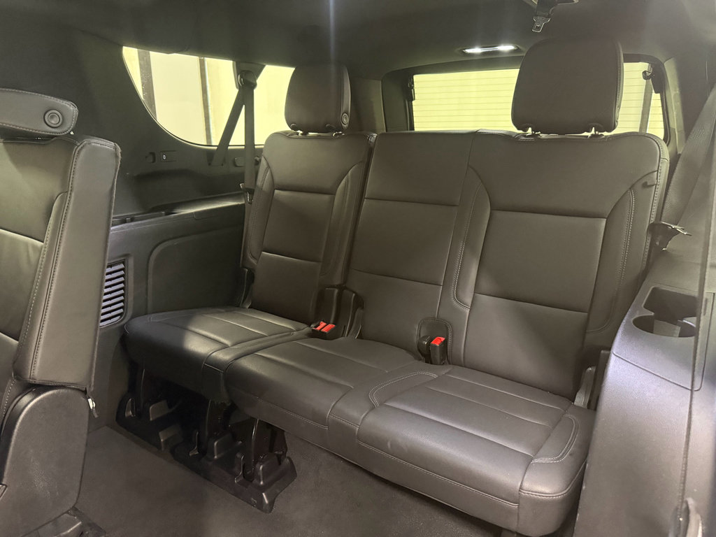Certified 2025 Chevrolet Suburban Z71 AWD/4WD image 17