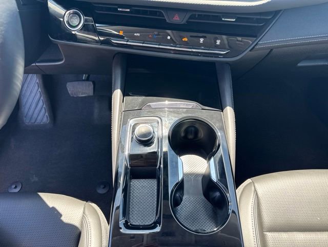 Used 2025 Buick Envision Preferred AWD/4WD image 7