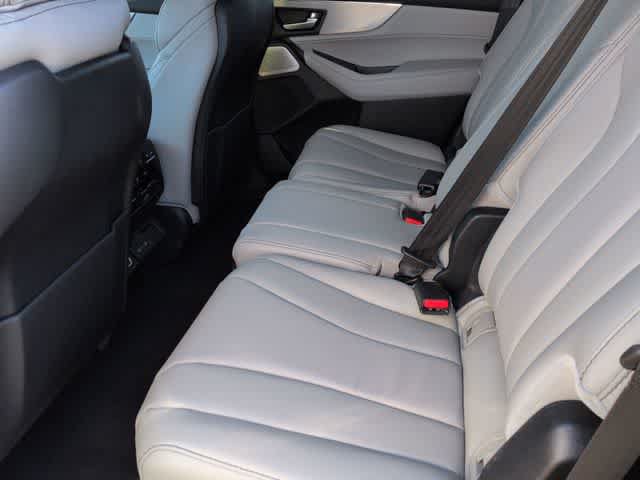 Certified 2026 Acura MDX w/ Technology Package FWD image 21