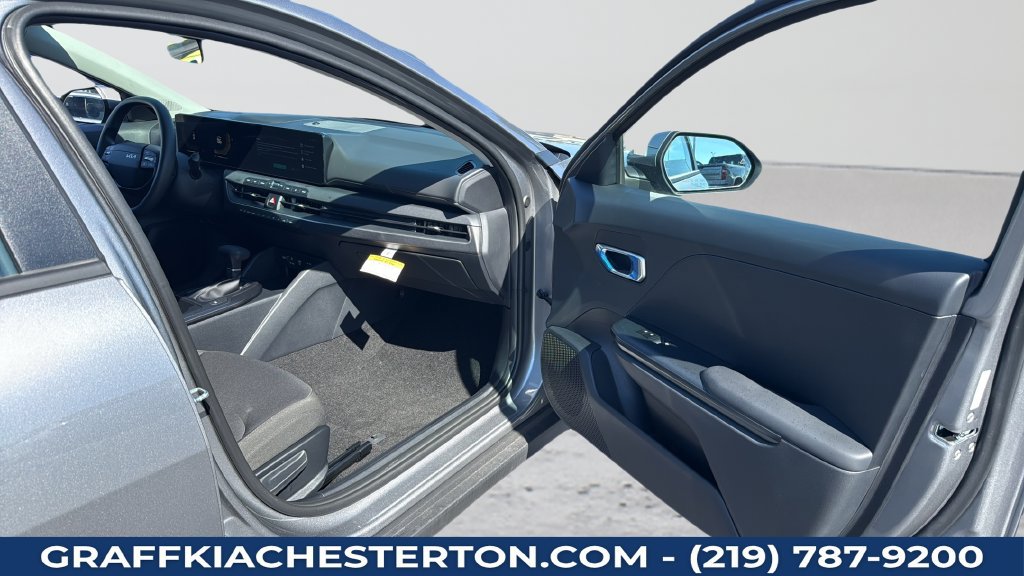 New 2026 Kia K4 FWD image 23