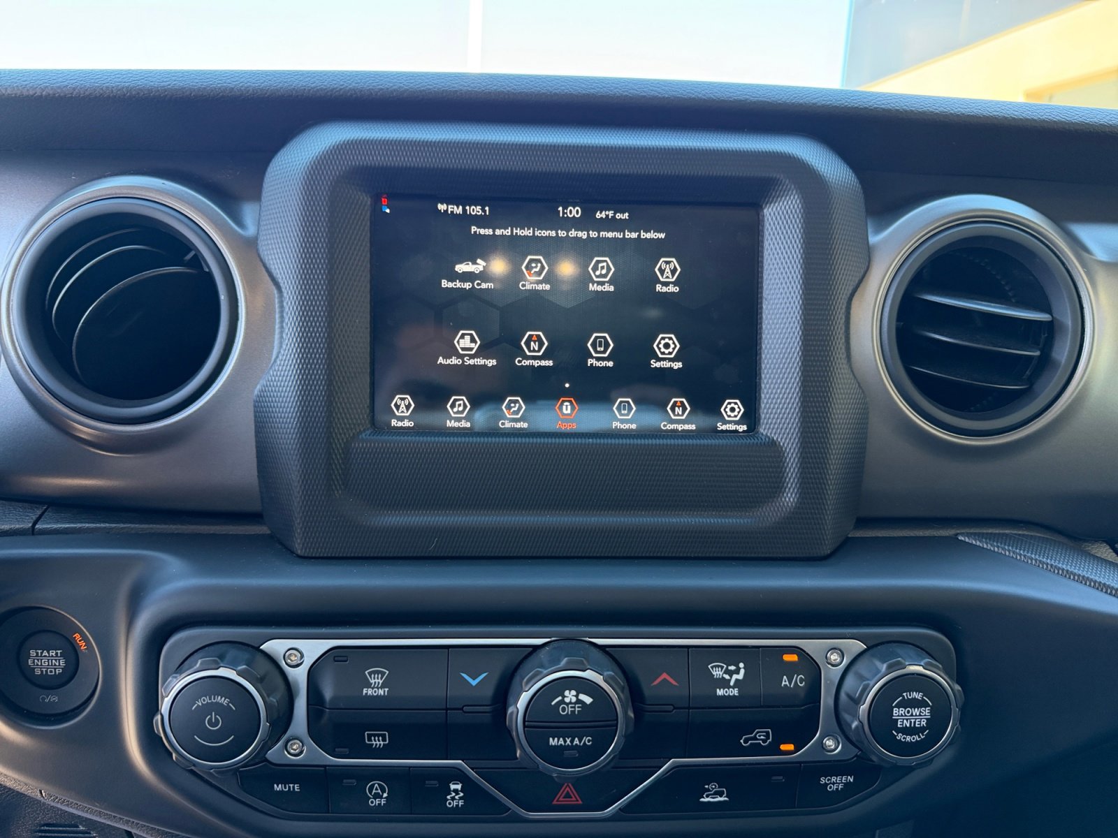 Used 2023 Jeep Gladiator Sport w/ Trailer Tow Package image 28