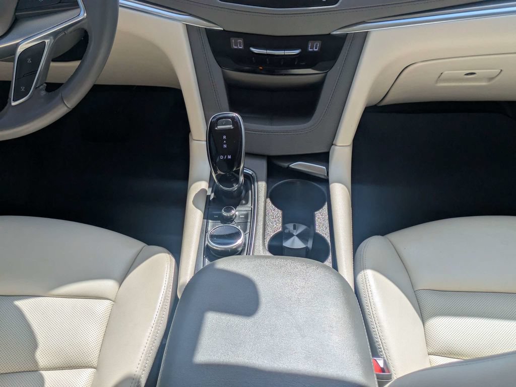 Used 2022 Cadillac XT5 Premium Luxury w/ Technology Package FWD image 20