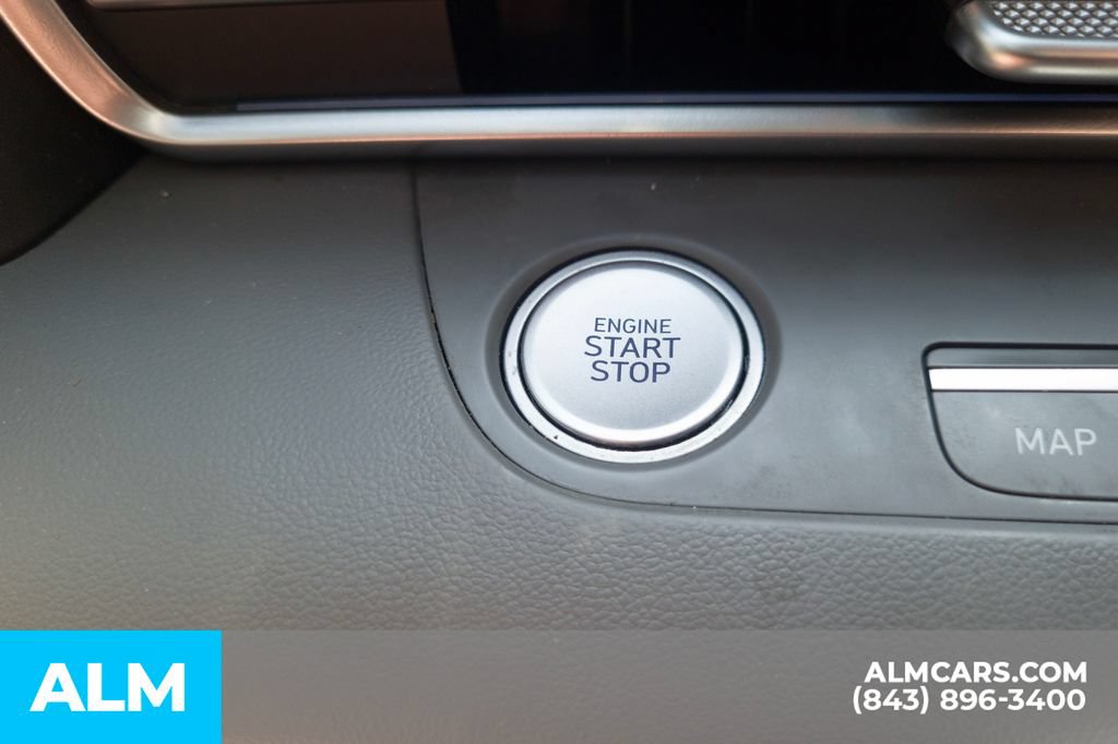 Certified 2024 Hyundai Elantra SEL FWD image 15