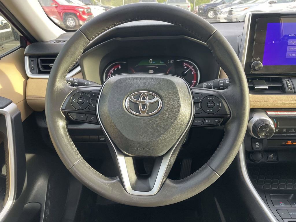 Used 2025 Toyota RAV4 XLE Premium FWD image 25