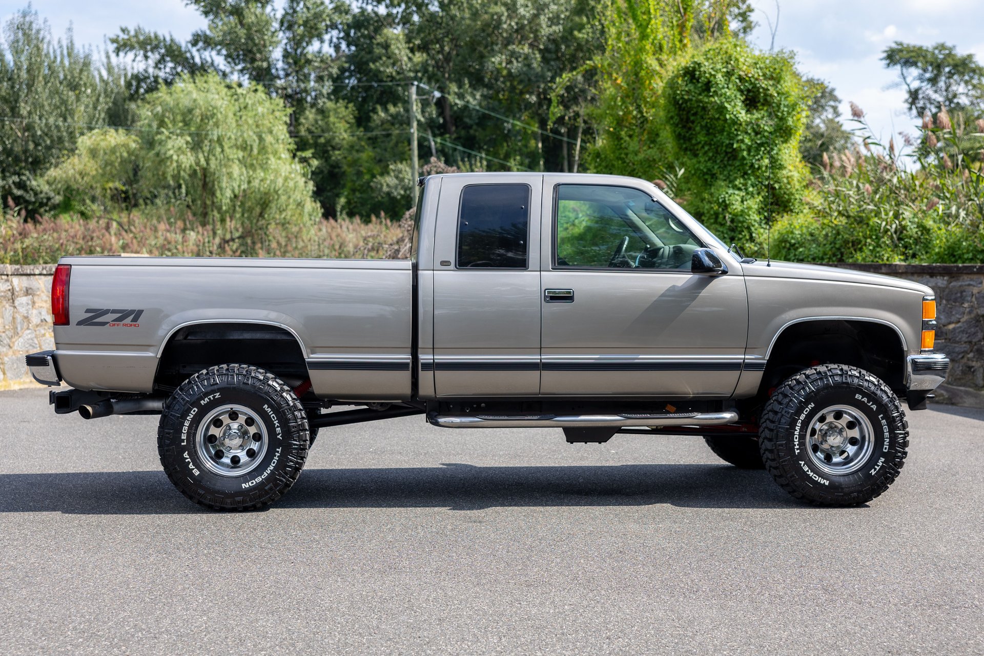 Used 1998 Chevrolet Silverado 1500 4x4 Extended Cab w/ Preferred Equipment Group 2 image 16