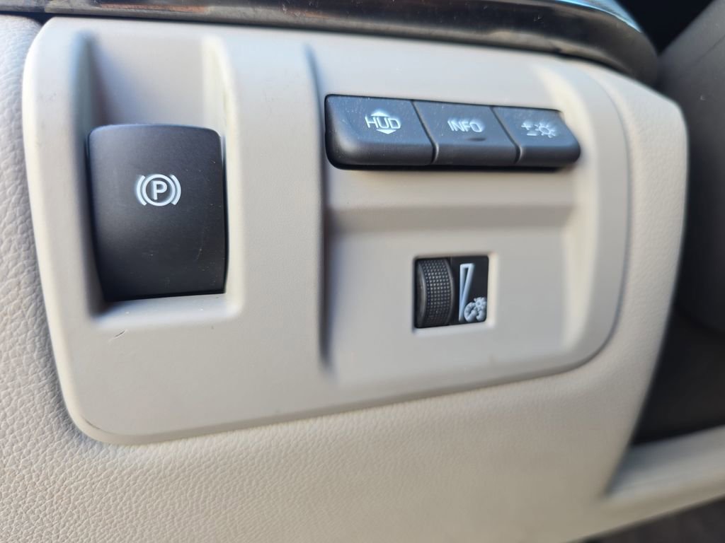 Used 2018 Cadillac CTS Premium Luxury AWD/4WD image 26