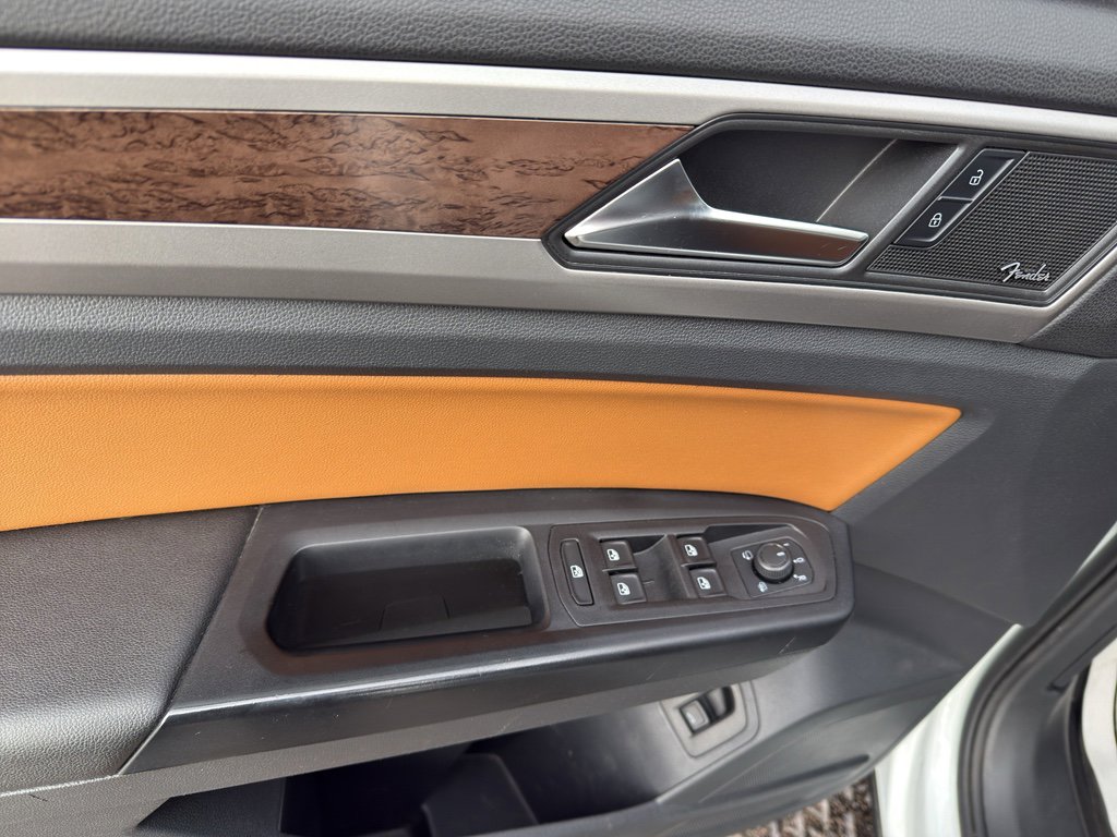 Used 2020 Volkswagen Atlas SEL R-Line image 12