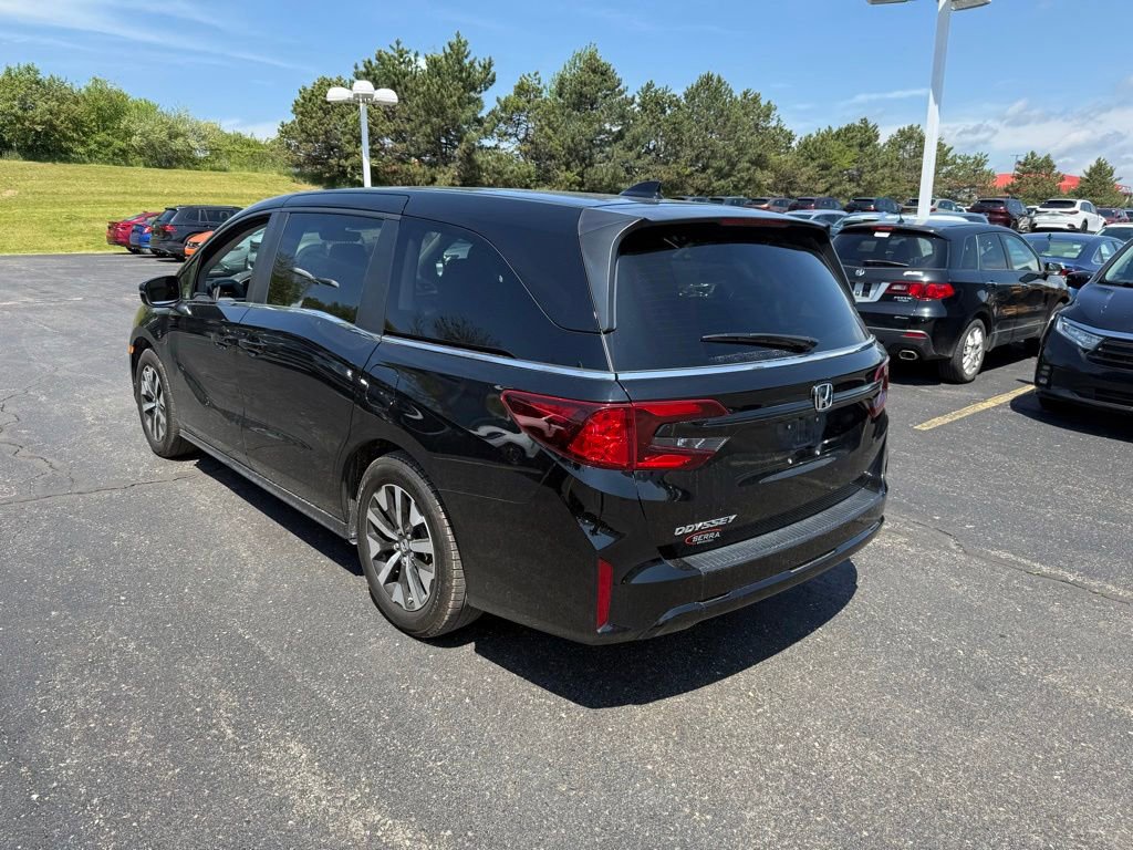 Certified 2025 Honda Odyssey EX-L image 2