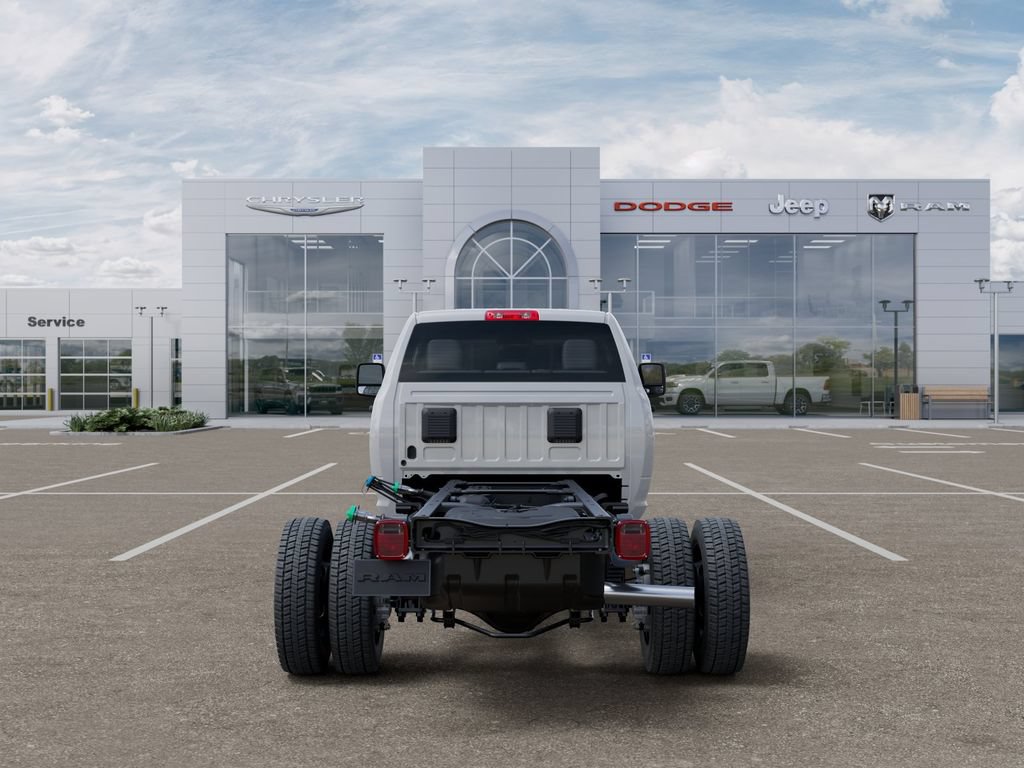 New 2025 RAM 4500 Tradesman AWD/4WD image 7
