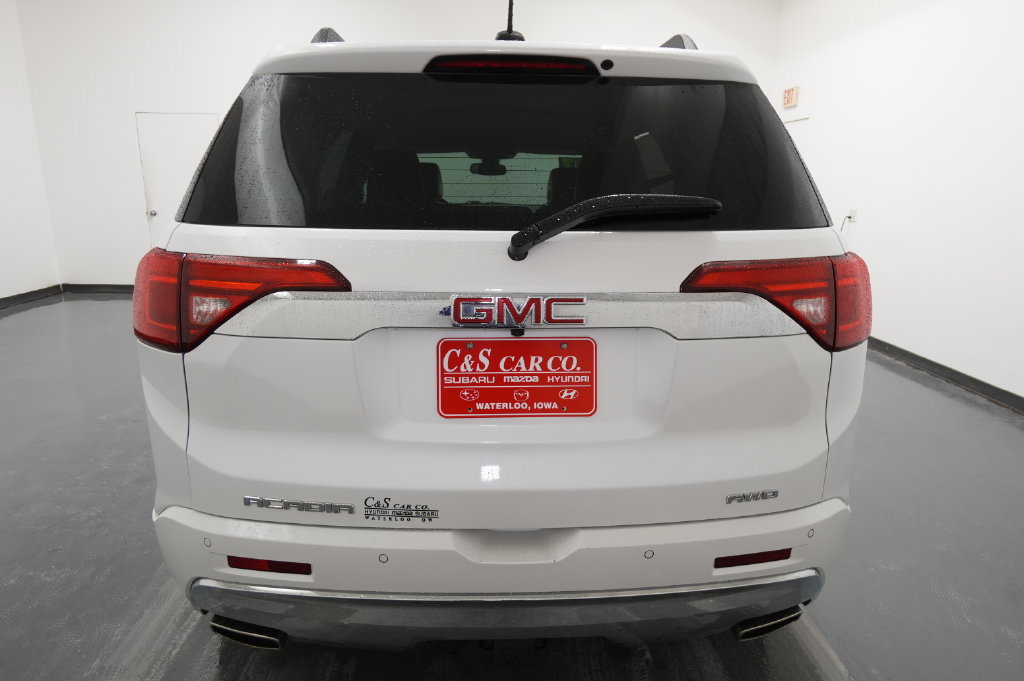 Used 2017 GMC Acadia Denali AWD/4WD image 8