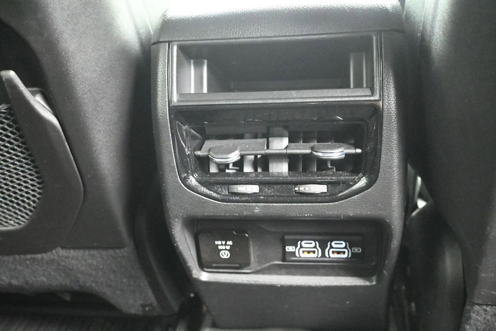 Used 2024 Jeep Grand Cherokee Altitude AWD/4WD image 14