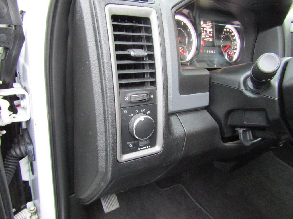 Used 2018 RAM 2500 ST AWD/4WD image 12