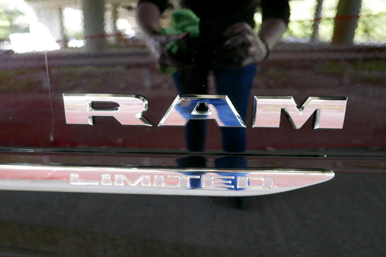 Used 2022 RAM 3500 Limited image 44