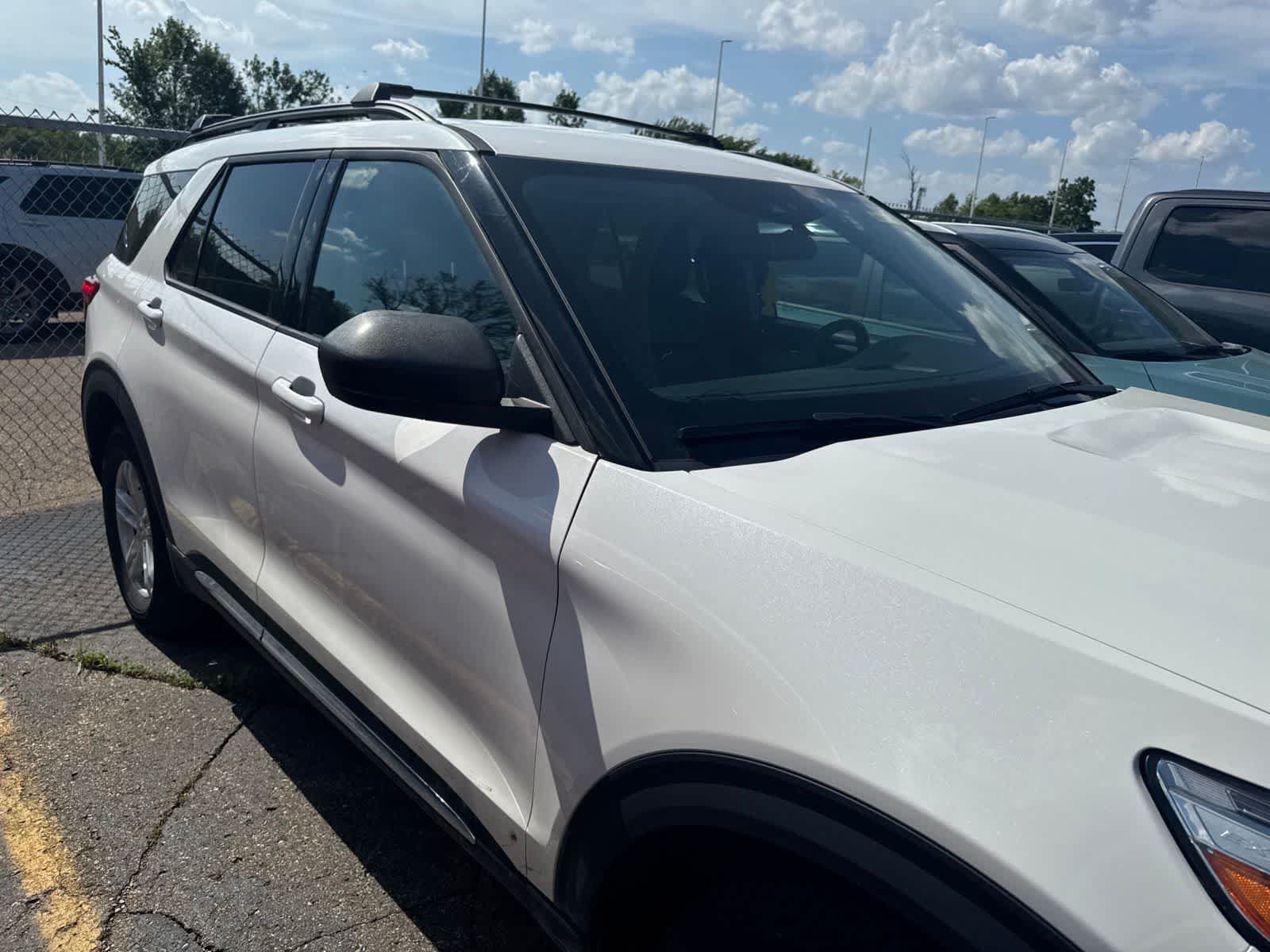Used 2023 Ford Explorer XLT w/ Equipment Group 202A AWD/4WD image 7