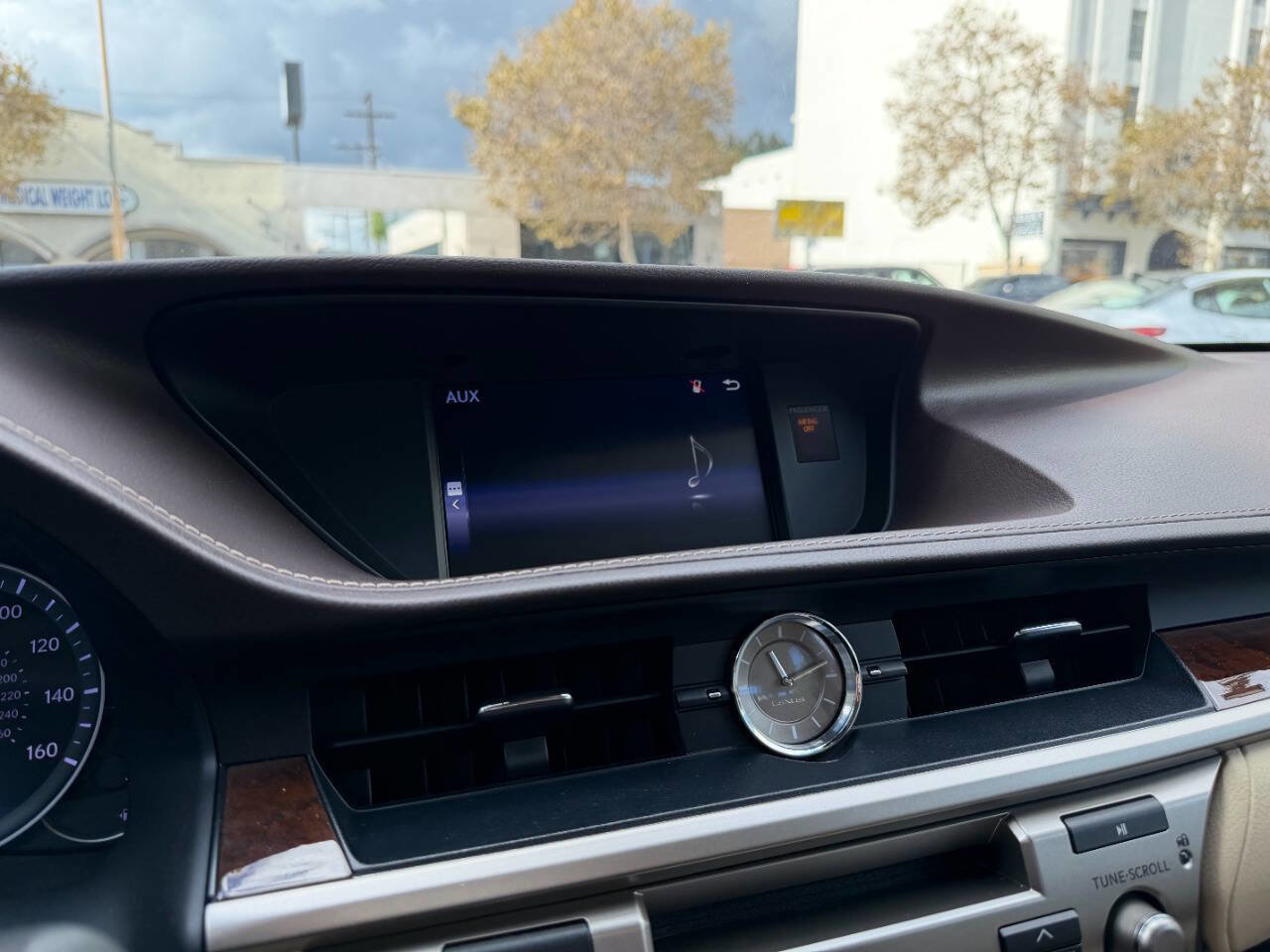 Used 2018 Lexus ES 350 image 41