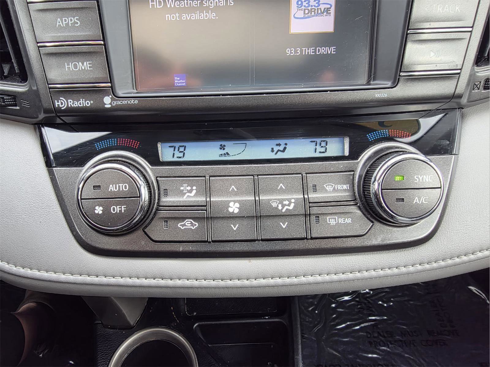 Used 2014 Toyota RAV4 XLE image 24