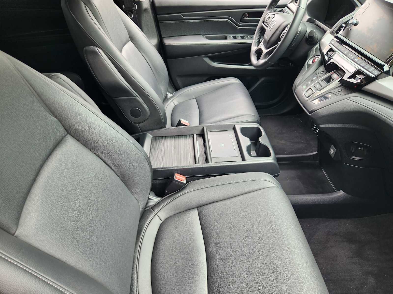Certified 2025 Honda Odyssey EX-L image 13
